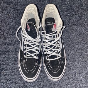 Women platform vans worn a hand full of times